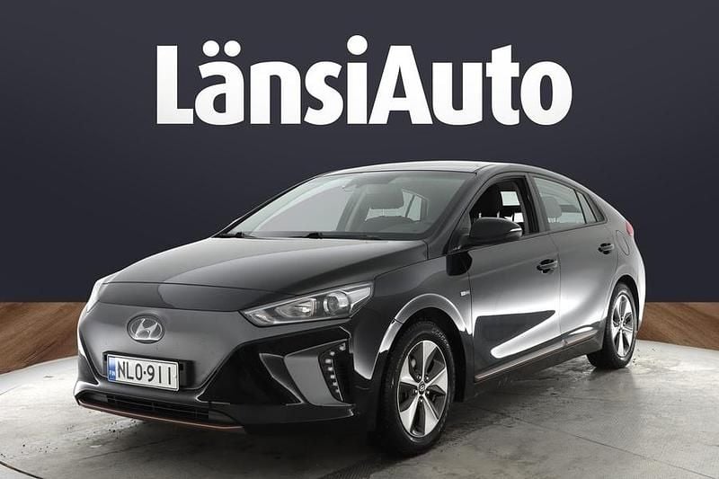 Käytetty Hyundai Ioniq Comfort 88 kW (120 HP) 2018 Musta Viistoperä