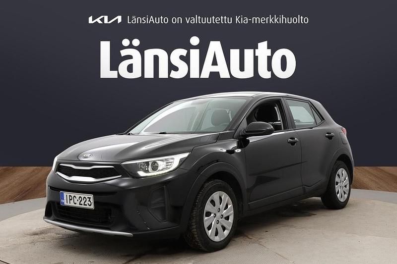 Käytetty Kia Stonic LX 101 HP (74 kW) 2021 Katumaasturi