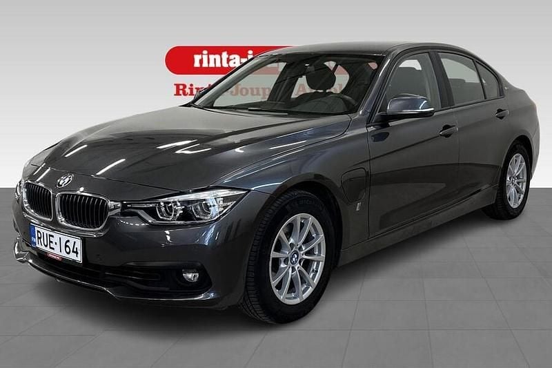 Käytetty 2017 BMW 330e M Sport Sedan | 16 990 € (Supertarjous) - Kuva 1/3
