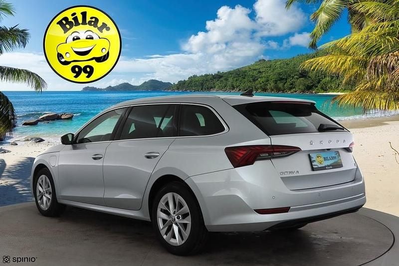 Käytetty Skoda Octavia Style 204 HP (150 kW) 2023 Farmari