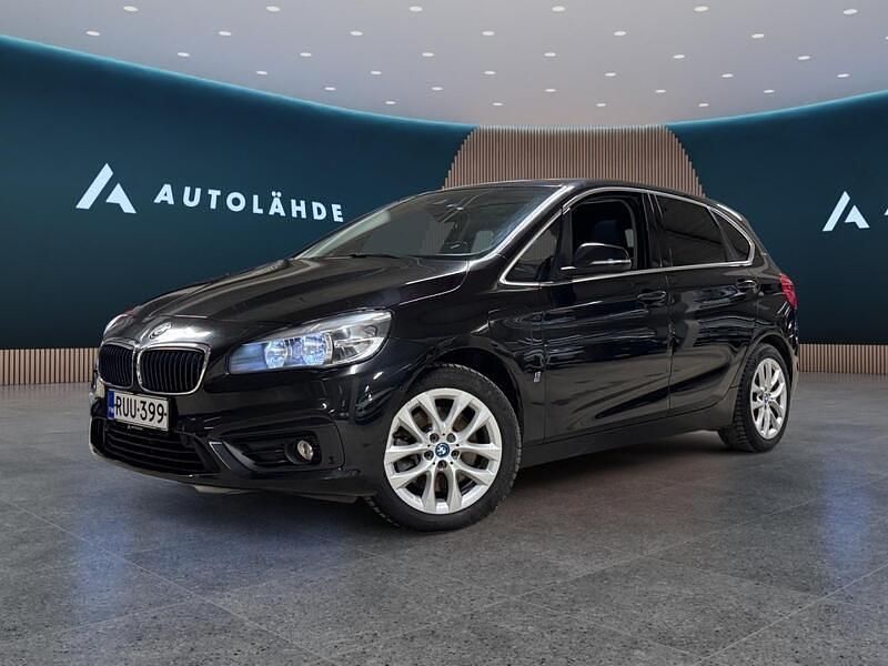 Käytetty BMW 225 Active Tourer 224 HP (164 kW) 2018 Tila-auto
