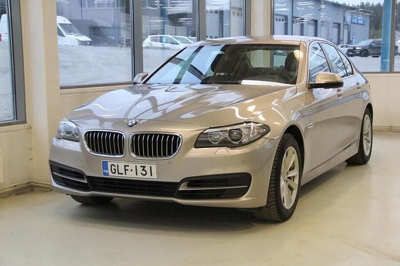 Käytetty BMW 520 184 HP (135 kW) 2014 Harmaa Sedan