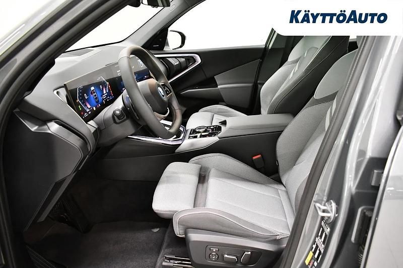 Uusi BMW X3 Comfort Edition 299 HP (219 kW) 2025 Skyscaper grey metal Katumaasturi