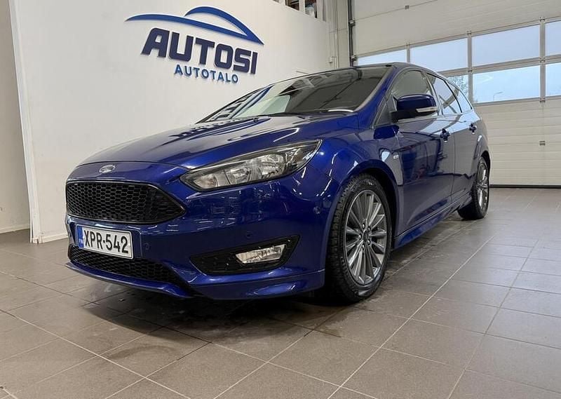 Käytetty Ford Focus ST-Line 150 HP (110 kW) 2018 Sininen Farmari