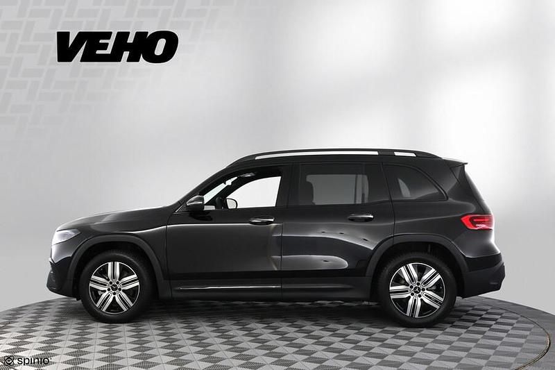 Käytetty Mercedes EQB300 Advanced Plus 167 kW (228 HP) 2025 Musta Katumaasturi