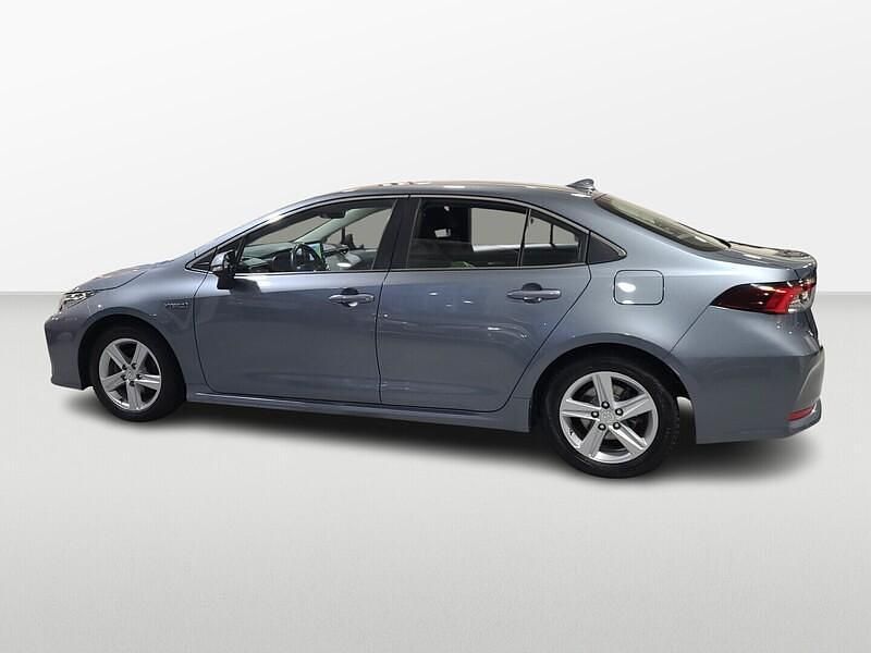 Käytetty Toyota Corolla Active 122 HP (89 kW) 2020 Celestite grey Sedan