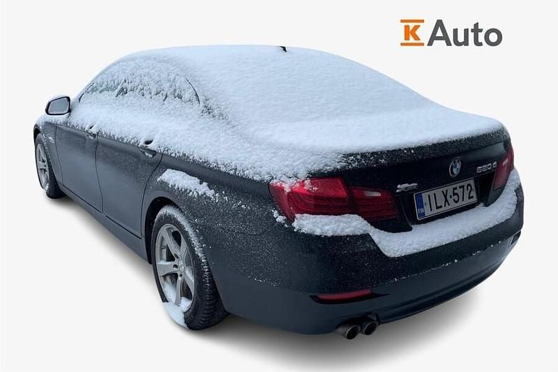Käytetty BMW 520 Exclusive 190 HP (139 kW) 2015 Musta Sedan