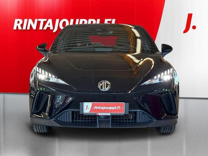 Käytetty MG MG4 EV 125 kW (170 HP) 2023 Musta Viistoperä