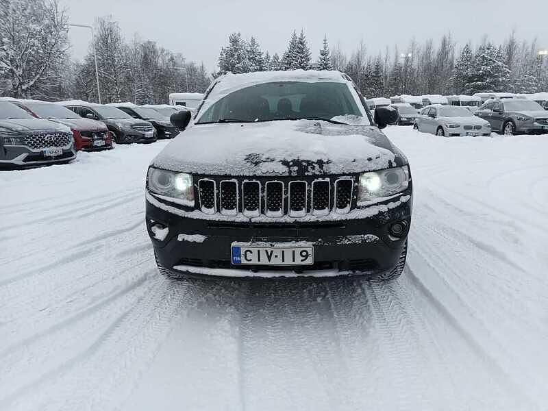 Käytetty Jeep Compass Limited 170 HP (125 kW) 2012 Musta Katumaasturi