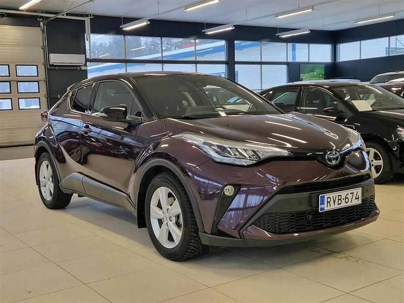 Käytetty Toyota C-HR 184 HP (135 kW) 2023 Violetti Katumaasturi