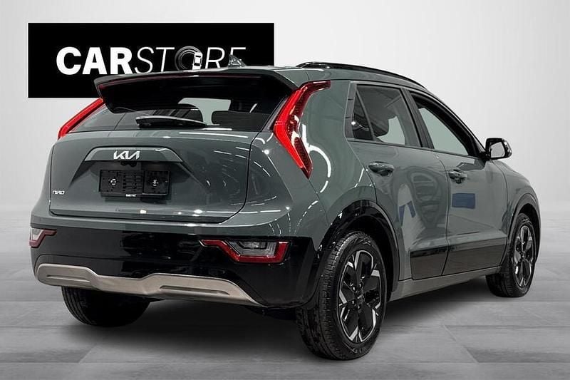 Käytetty Kia e-Niro 150 kW (204 HP) 2023 Katumaasturi