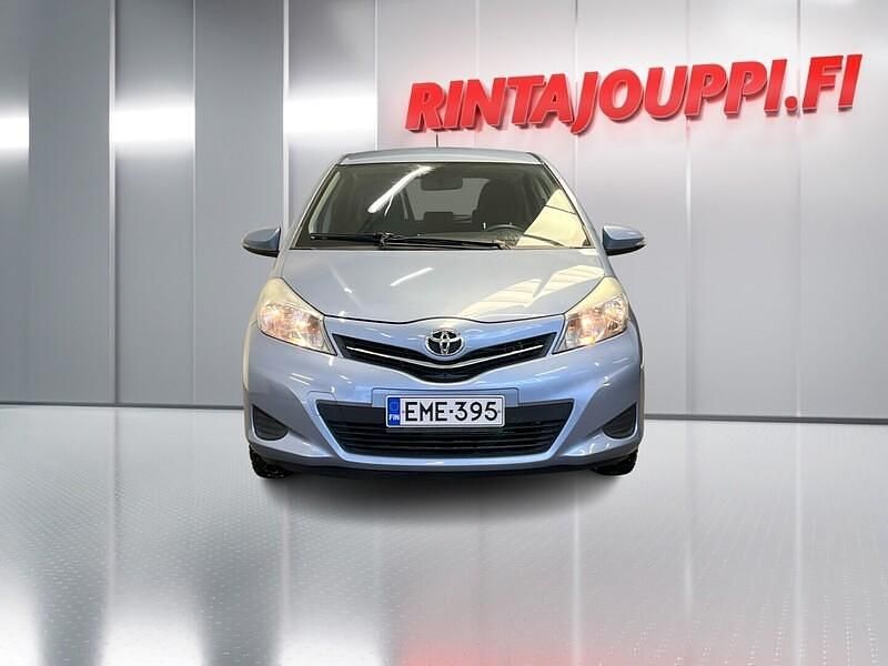 Käytetty Toyota Yaris Multidrive S 99 HP (72 kW) 2012 Viistoperä