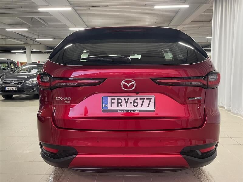Käytetty Mazda CX-80 Exclusive-Line 328 HP (241 kW) 2025 Punainen Katumaasturi