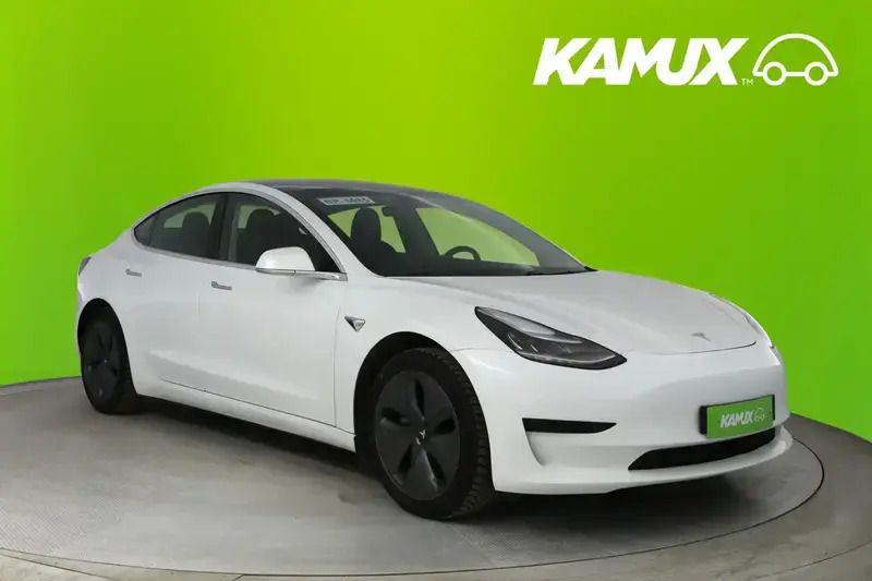 Valkoinen Käytetty 2020 Tesla Model 3 Standard Range Plus Sedan | 20 780 € (Perustarjous) - Kuva 1/4