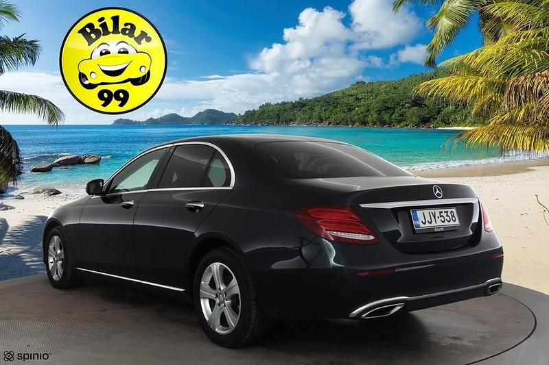 Käytetty Mercedes E220 Business 194 HP (142 kW) 2016 Sedan