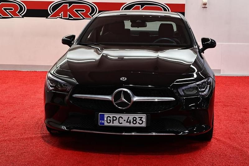 Käytetty Mercedes CLA250e Business 160 HP (117 kW) 2022 Musta Sedan