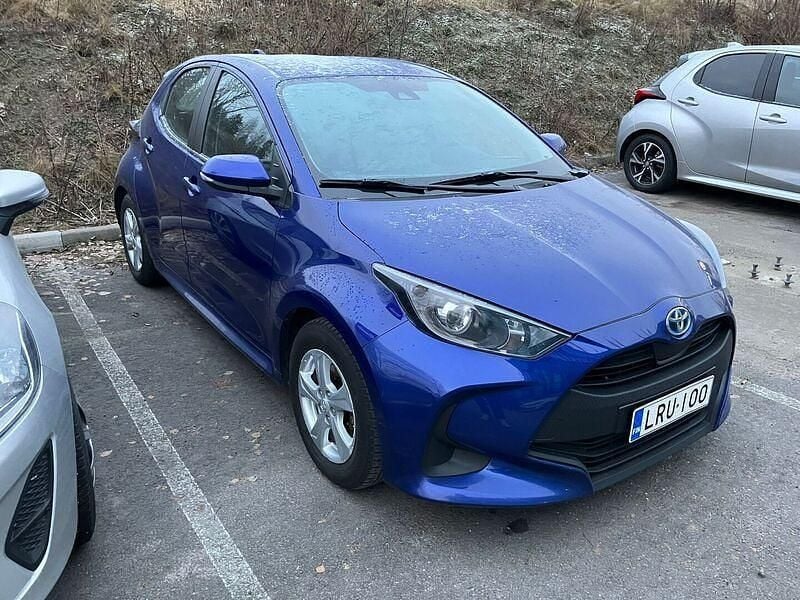 Käytetty 2023 Toyota Yaris Hybrid Active Viistoperä | 13 990 € (Hyvä tarjous) - Kuva 1/4
