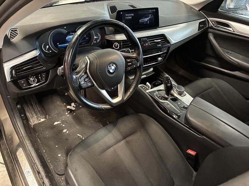 Käytetty BMW 530e 252 HP (185 kW) 2019 Sedan
