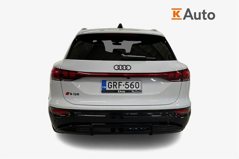 Käytetty Audi SQ6 e-tron Design 360 kW (490 HP) 2025 Jäätikönvalkoinen Katumaasturi