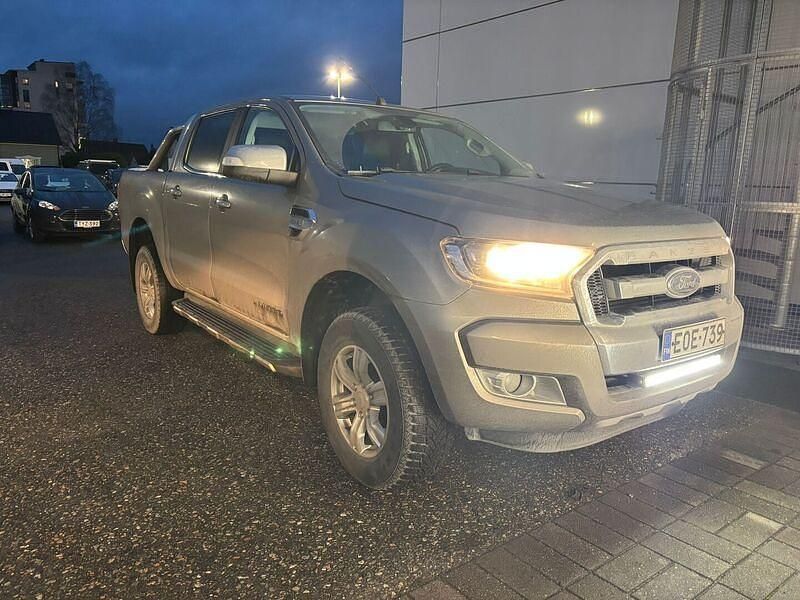 Harmaa Käytetty 2017 Ford Ranger Limited Nouto | 22 800 € (Hyvä tarjous) - Kuva 1/4