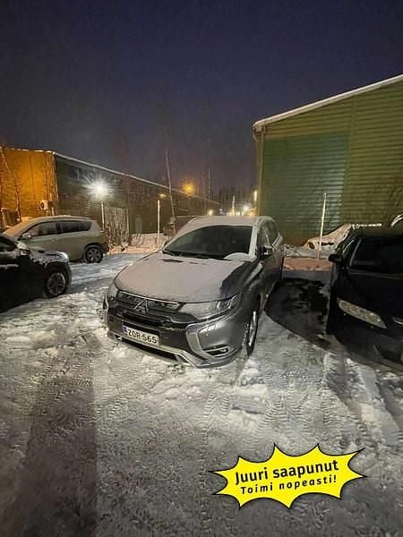 Käytetty Mitsubishi Outlander P-HEV 135 HP (99 kW) 2019 Katumaasturi