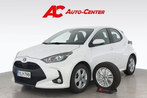 Käytetty Toyota Yaris Active 114 HP (83 kW) 2022 089 Viistoperä