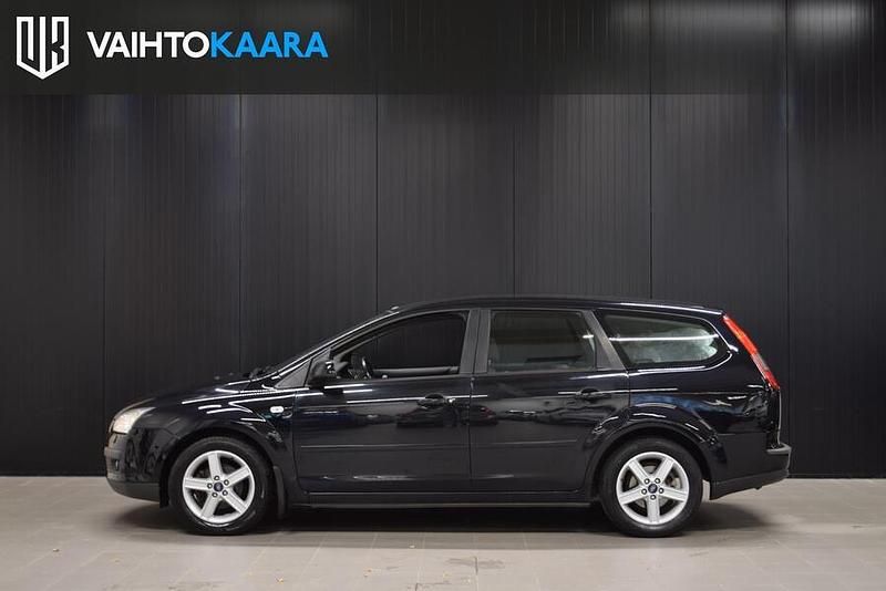 Käytetty Ford Focus Trend 101 HP (74 kW) 2006 Farmari