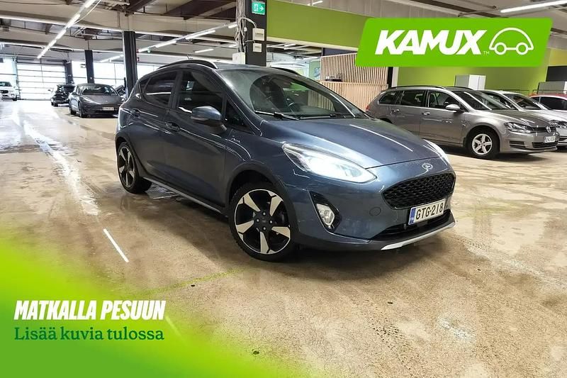Käytetty Ford Fiesta Active 99 HP (72 kW) 2020 Sininen Viistoperä