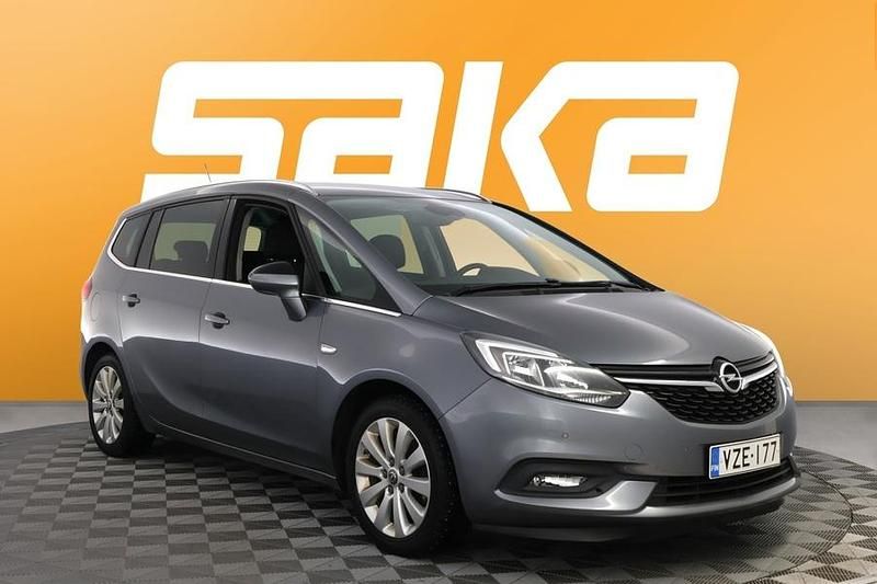 Käytetty Opel Zafira Enjoy 140 HP (102 kW) 2017 Tila-auto