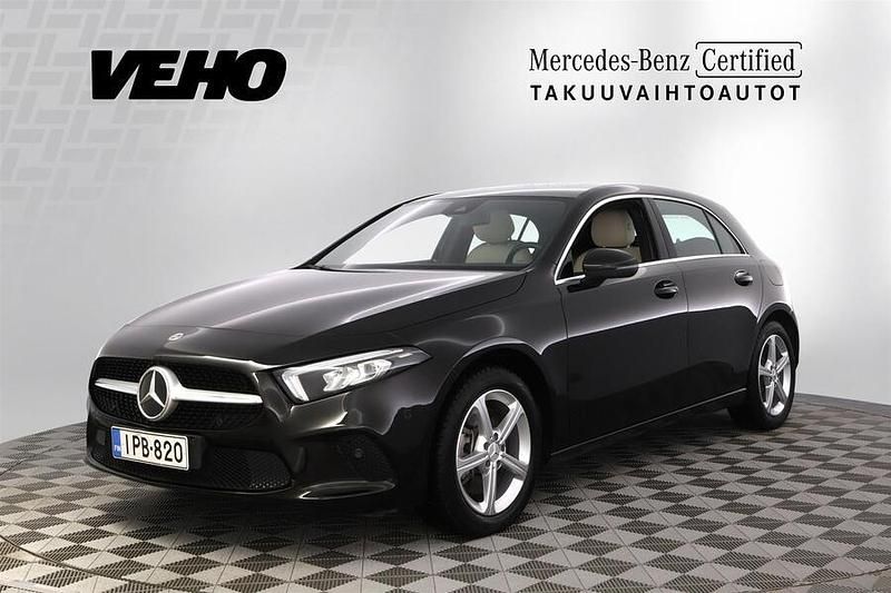 Käytetty 2021 Mercedes A250 Business Viistoperä | 26 800 € (Hieman kallis) - Kuva 1/4