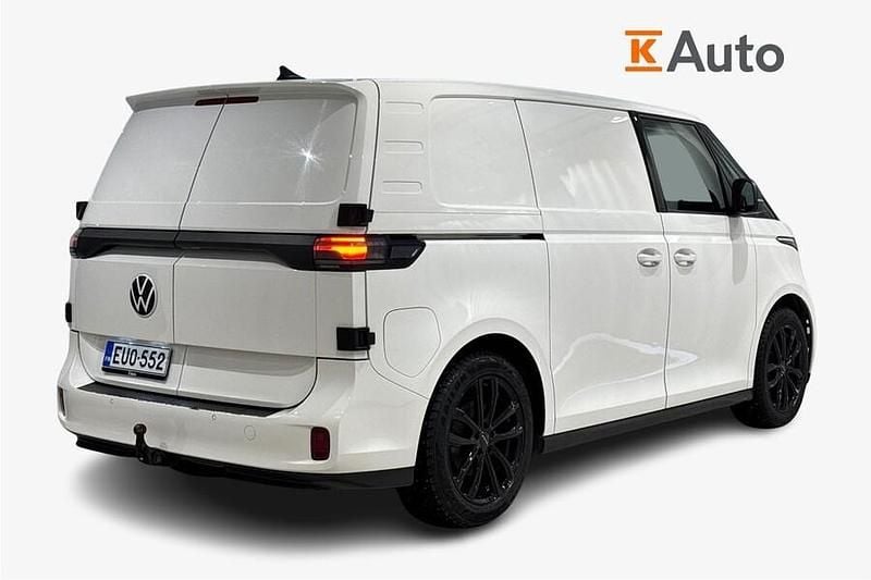 Käytetty VW ID. Buzz Pro 150 kW (204 HP) 2023 Valkoinen Tila-auto