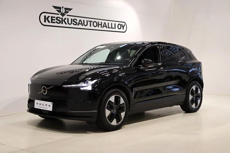 Musta Uusi 2025 Volvo EX30 Performance Katumaasturi | 45 800 € (Perustarjous) - Kuva 1/4