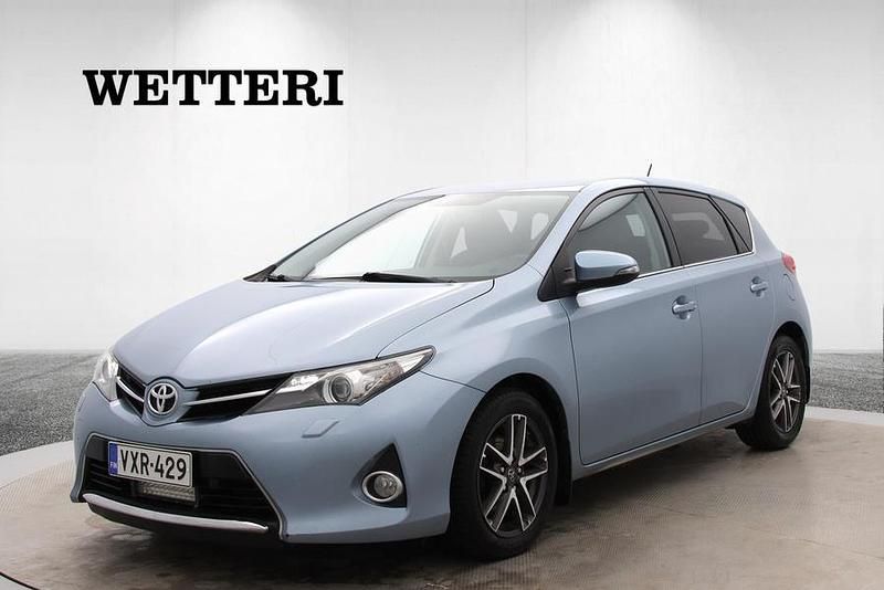 Sininen Käytetty 2015 Toyota Auris Active Viistoperä | 11 780 € (Perustarjous) - Kuva 1/4