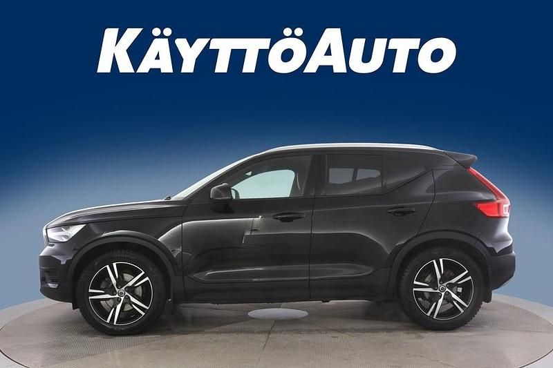 Käytetty Volvo XC40 Business Edition 190 HP (139 kW) 2018 Musta Katumaasturi