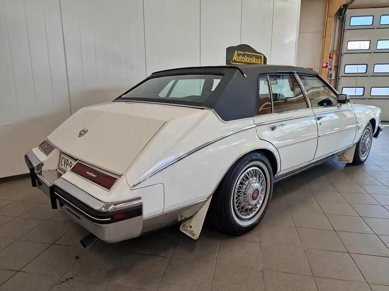 Käytetty Cadillac Seville 158 HP (116 kW) 1982 Valkoinen Sedan