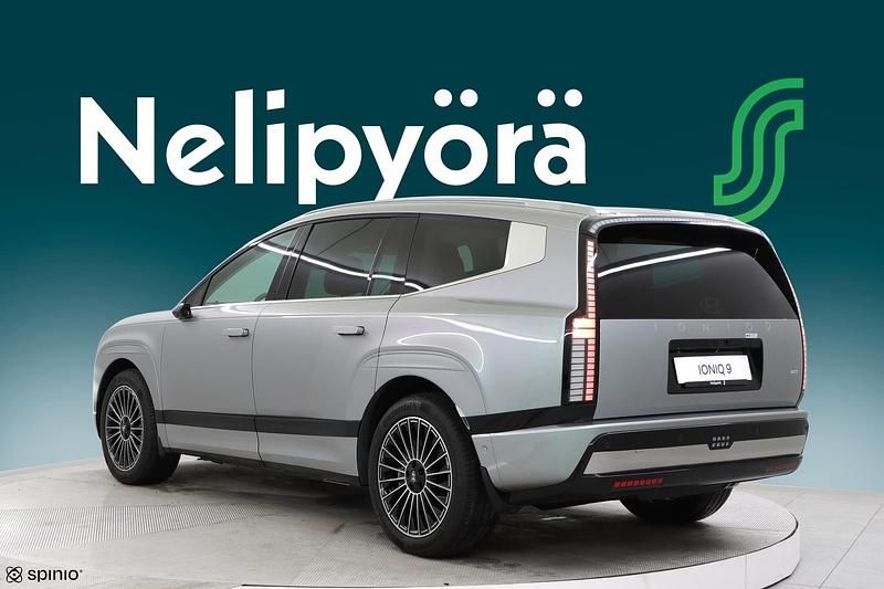 Uusi Hyundai Ioniq 9 2026 Katumaasturi