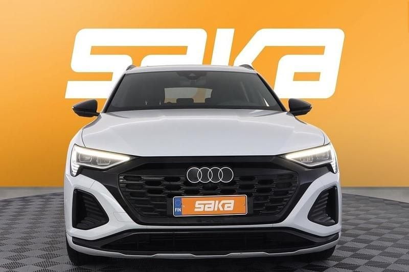 Käytetty Audi Q8 e-tron S-Line 250 kW (340 HP) 2024 Katumaasturi
