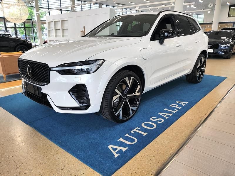 Käytetty Volvo XC60 Performance 2026 Katumaasturi