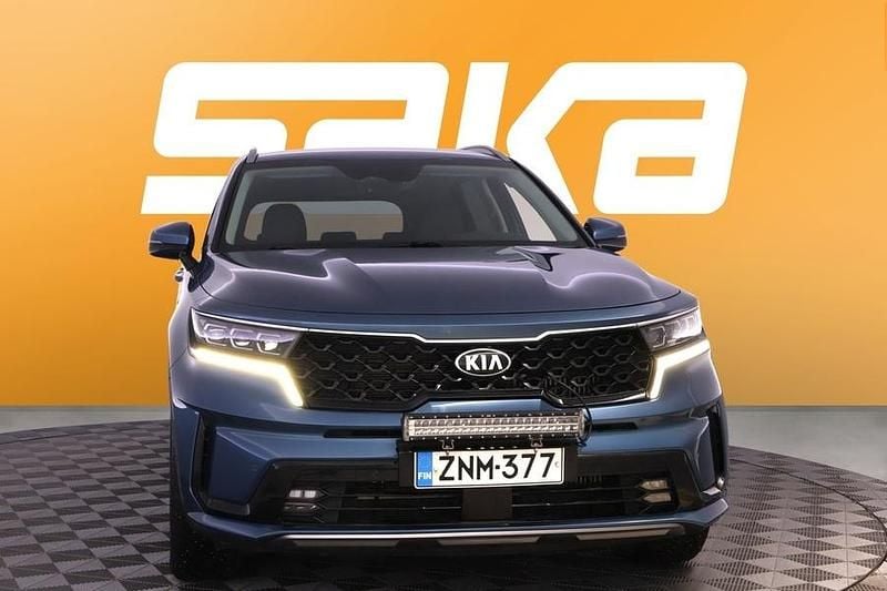 Käytetty Kia Sorento Premium 230 HP (169 kW) 2021 Katumaasturi