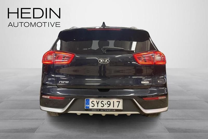 Käytetty Kia Niro Premium 105 HP (77 kW) 2019 Sininen Katumaasturi