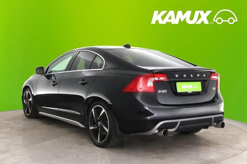 Käytetty Volvo S60 Summum 205 HP (150 kW) 2010 Musta Sedan