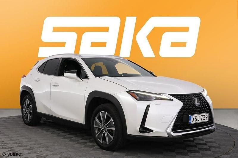 Valkoinen Käytetty 2023 Lexus UX 300e Katumaasturi | 27 900 € - Kuva 1/3