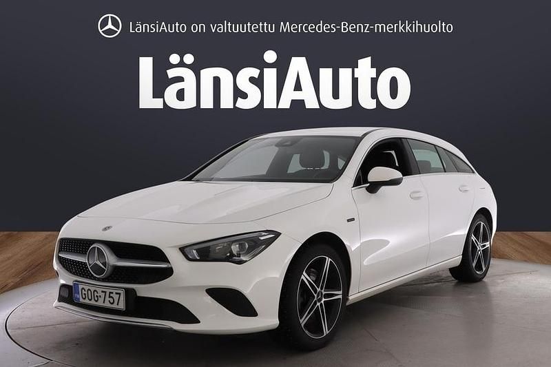 Käytetty Mercedes CLA250e Business 160 HP (117 kW) 2021 Valkoinen Sedan