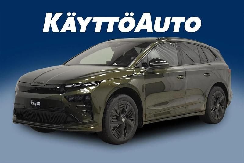 Uusi Skoda Enyaq iV RS 250 kW (340 HP) 2026 Olibo green, met Katumaasturi
