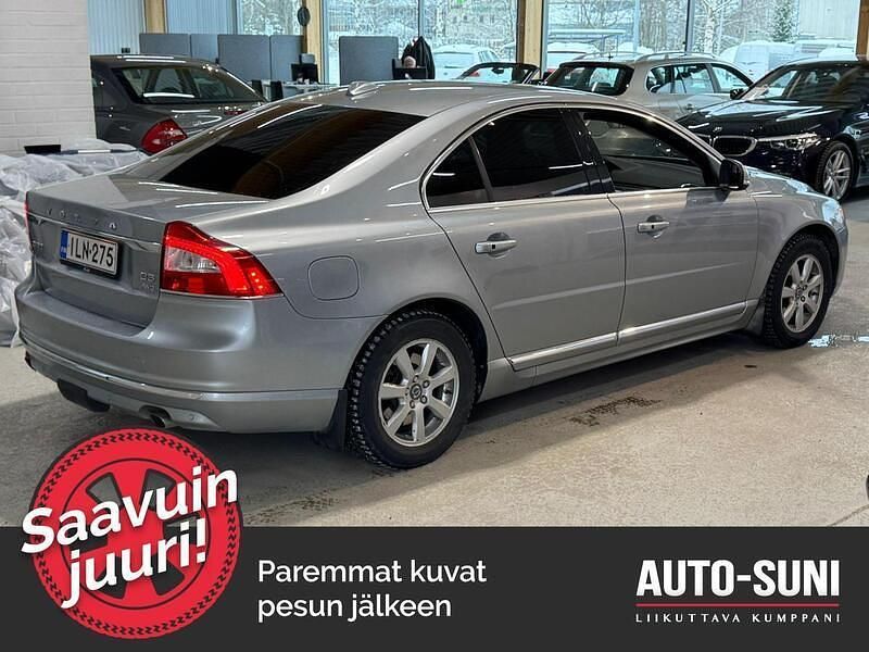 Käytetty Volvo S80 Summum 215 HP (158 kW) 2014 Sedan
