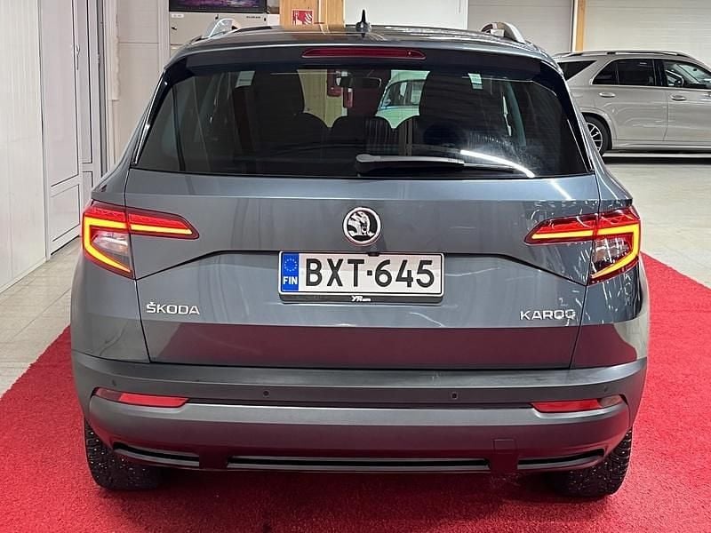Käytetty Skoda Karoq Ambiente 116 HP (85 kW) 2019 Katumaasturi