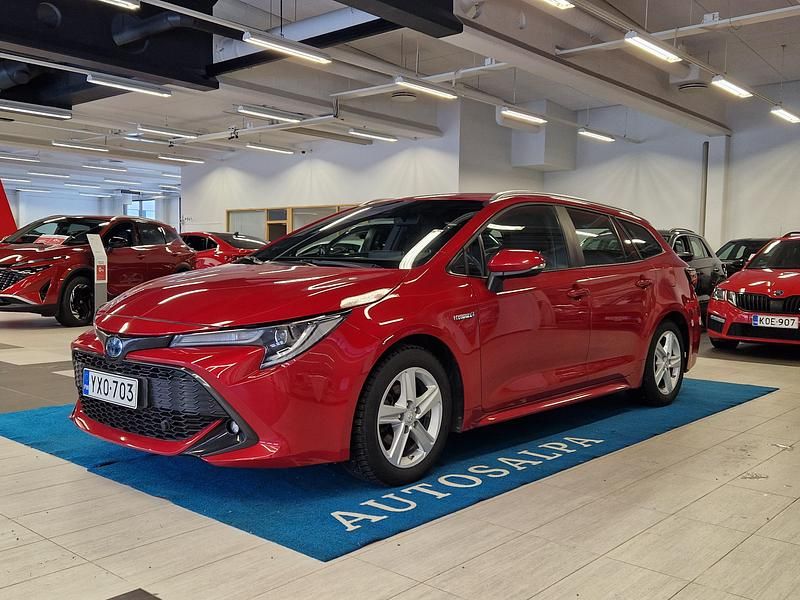 Käytetty Toyota Corolla Active 122 HP (89 kW) 2020 Punainen Farmari