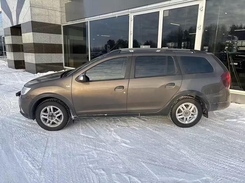 Käytetty Dacia Logan MCV Stepway 90 HP (66 kW) 2019 Ruskea Farmari