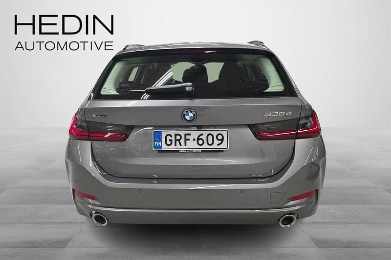 Uusi BMW 330 292 HP (214 kW) 2025 Farmari