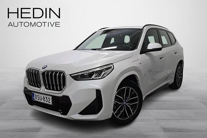 Valkoinen Käytetty 2025 BMW X1 M Sport Katumaasturi | 52 900 € - Kuva 1/4